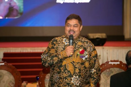 Vijay Eswaran Inspires Students At QIUP Business Symposium