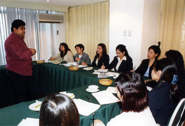 About Qnet 4 1st_conference_in_manila